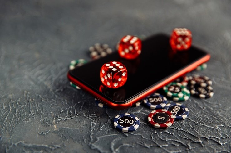 মোবাইলে গোল্ডেন লেপার্ড পাতা পড়ার অভিজ্ঞতা